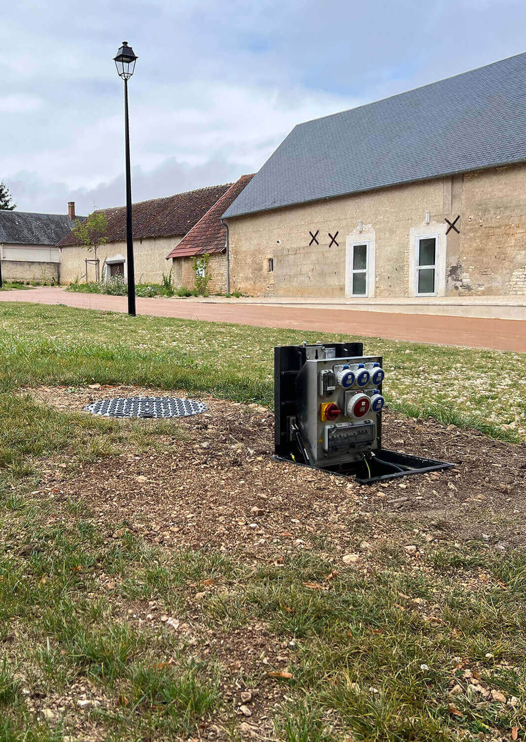 borne-escamotable_HPS_Allioz_Plaimpied_2