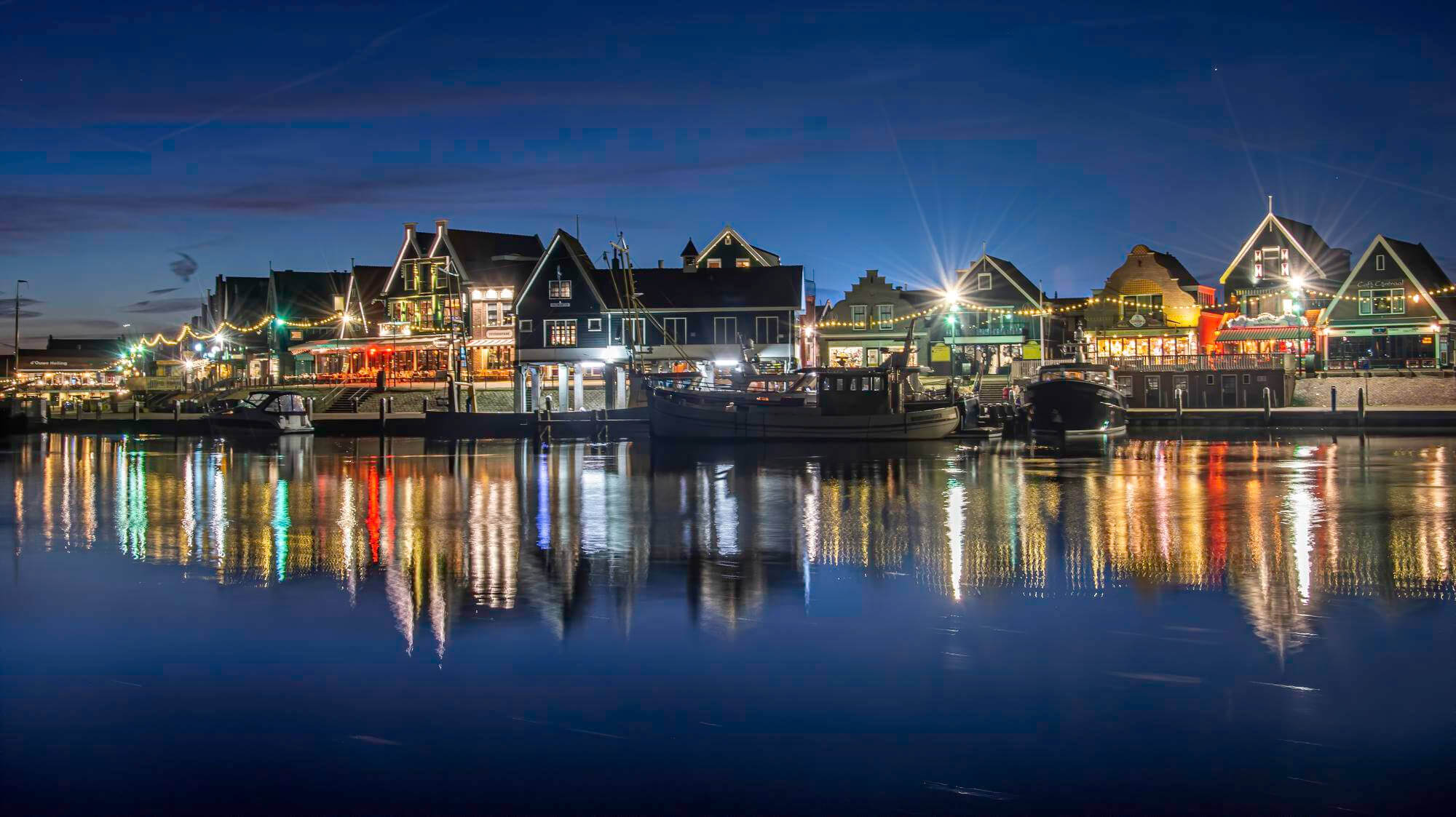 borne-marina-port-de-plaisance